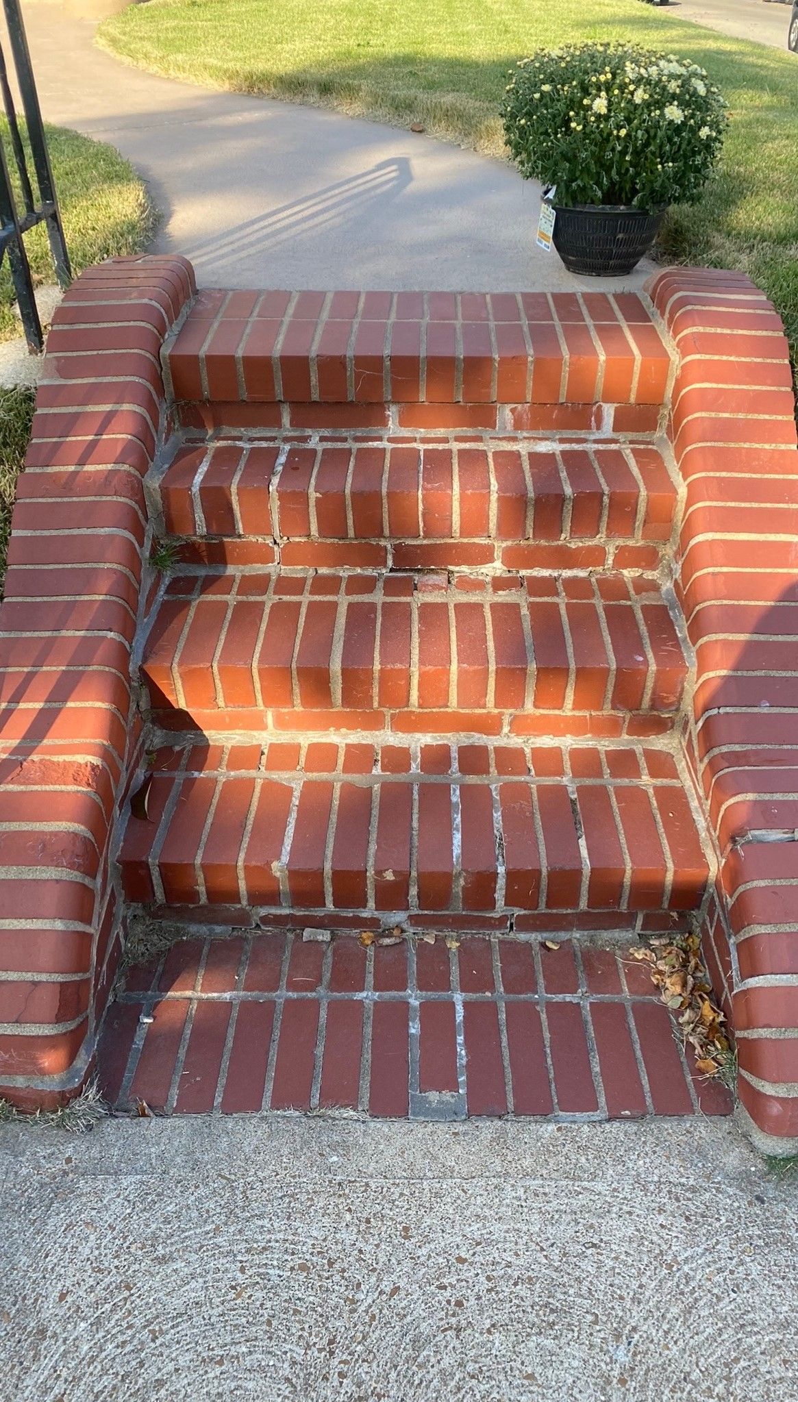M&R Tuckpointing and Restoration | Saint Louis, MO